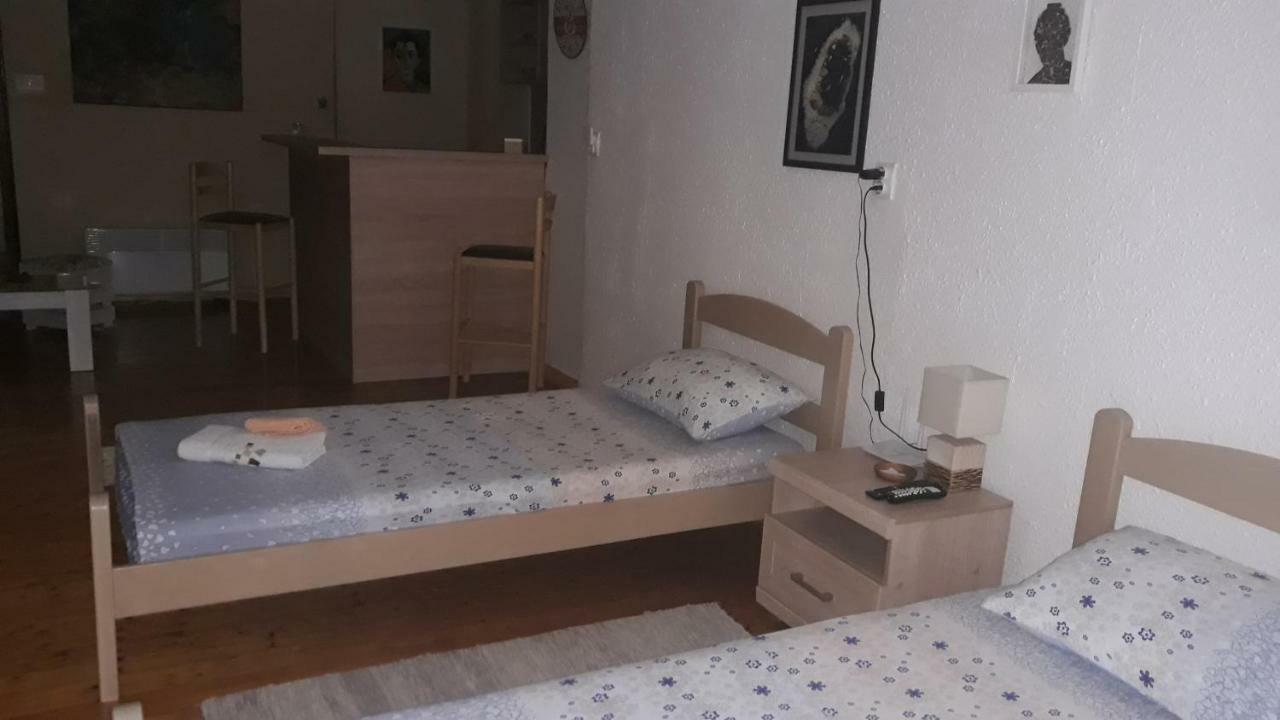 Apartman Centar Τσέτινιε Εξωτερικό φωτογραφία